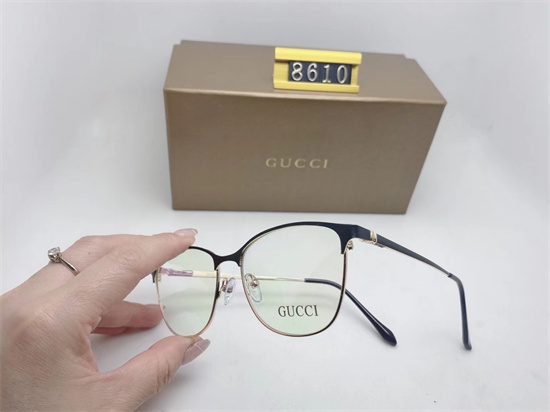 Gucci Sunglass A 114